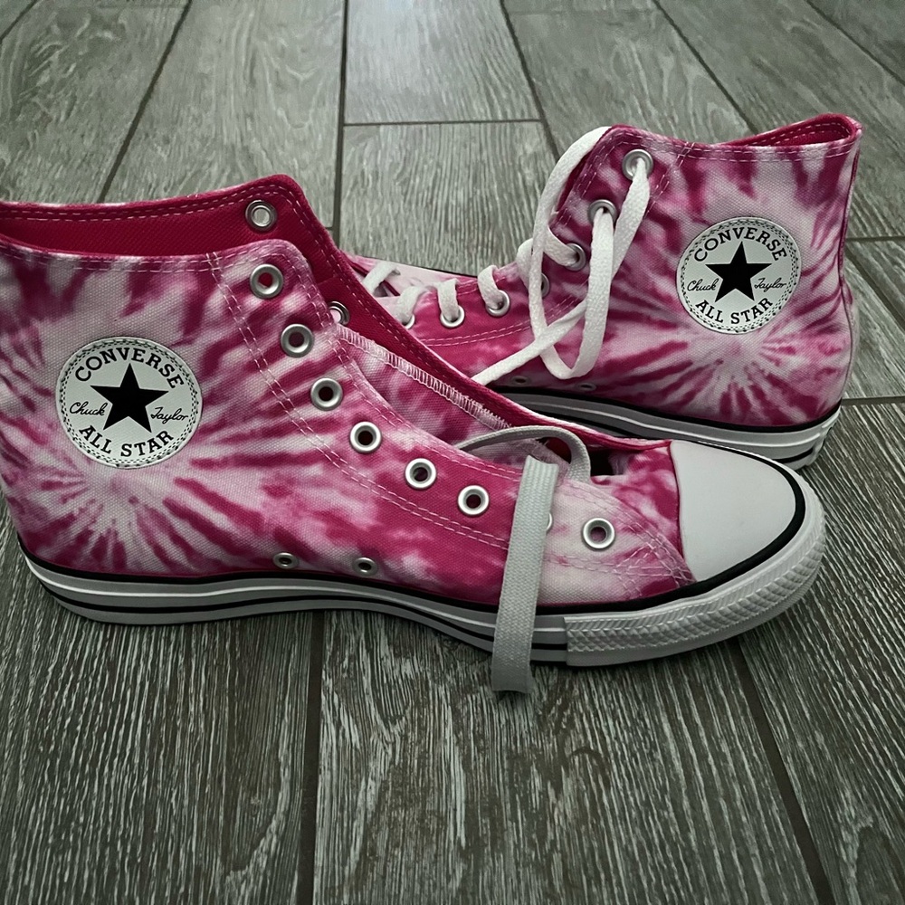 Womens Tie dye Pink Converse